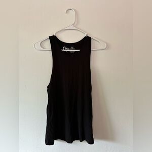 Zyia Active women’s workout wear tank top in black. Size small.